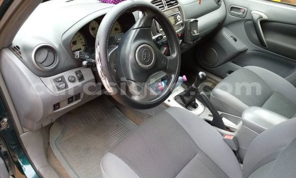 Acheter Occasion Voiture Toyota RAV4 Vert à Lomé, Togo Acheter Occasion Voiture Toyota RAV4 Vert à Lomé, Togo