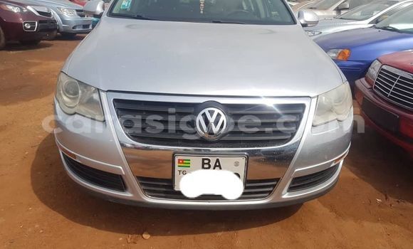 Acheter Occasion Voiture Volkswagen Passat Gris à Lomé, Togo