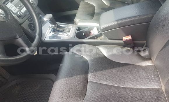 Acheter Occasion Voiture Volkswagen Passat Gris à Lomé, Togo Acheter Occasion Voiture Volkswagen Passat Gris à Lomé, Togo