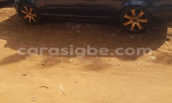 Acheter Occasion Voiture BMW 3–Series Bleu à Lomé, Togo Acheter Occasion Voiture BMW 3–Series Bleu à Lomé, Togo