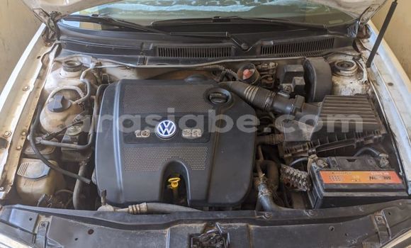 Acheter Occasion Voiture Volkswagen Golf Blanc à Lomé, Togo Acheter Occasion Voiture Volkswagen Golf Blanc à Lomé, Togo