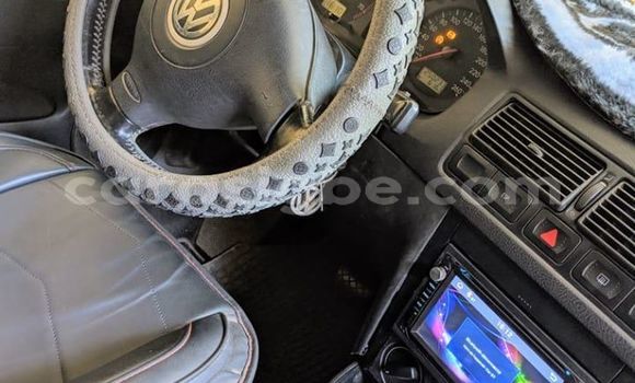 Acheter Occasion Voiture Volkswagen Golf Blanc à Lomé, Togo Acheter Occasion Voiture Volkswagen Golf Blanc à Lomé, Togo