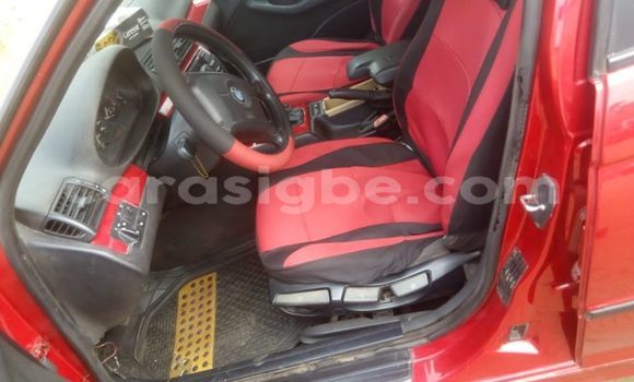 Acheter Occasion Voiture BMW 3–Series Rouge à Lomé, Togo Acheter Occasion Voiture BMW 3–Series Rouge à Lomé, Togo