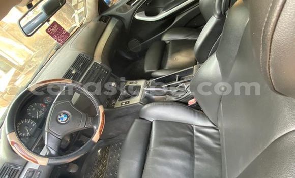 Acheter Occasion Voiture BMW 3–Series Bleu à Lomé, Togo Acheter Occasion Voiture BMW 3–Series Bleu à Lomé, Togo