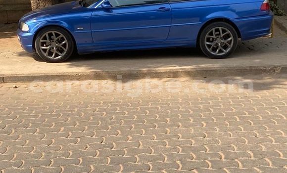 Acheter Occasion Voiture BMW 3–Series Bleu à Lomé, Togo Acheter Occasion Voiture BMW 3–Series Bleu à Lomé, Togo