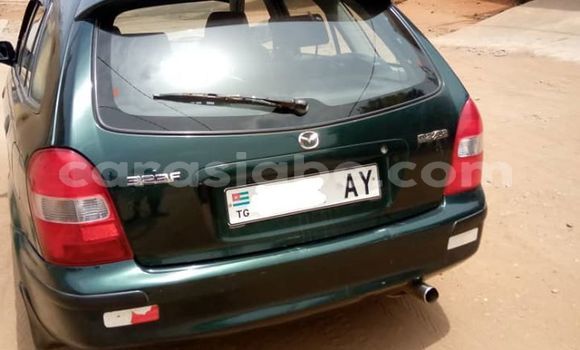 Acheter Occasion Voiture Mazda 323 Vert à Lomé, Togo Acheter Occasion Voiture Mazda 323 Vert à Lomé, Togo