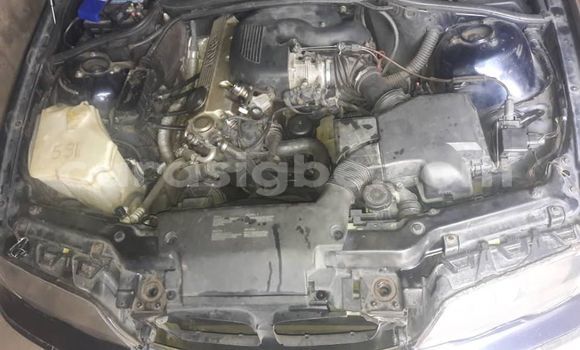 Acheter Occasion Voiture BMW 3–Series Bleu à Lomé, Togo Acheter Occasion Voiture BMW 3–Series Bleu à Lomé, Togo