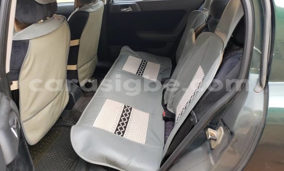 Acheter Occasion Voiture Opel Astra Vert à Lomé, Togo Acheter Occasion Voiture Opel Astra Vert à Lomé, Togo