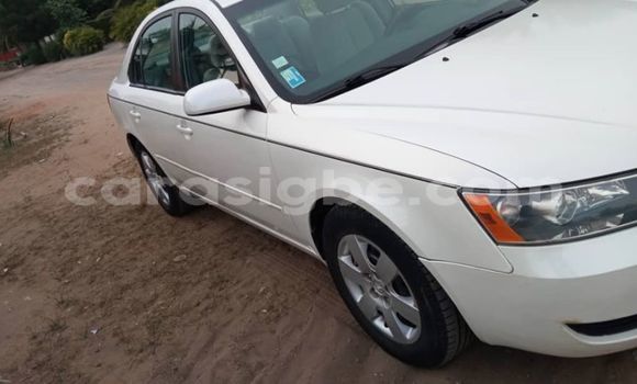 Acheter Occasion Voiture Hyundai Sonata Blanc à Lomé, Togo Acheter Occasion Voiture Hyundai Sonata Blanc à Lomé, Togo