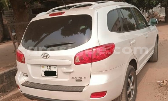 Acheter Occasion Voiture Hyundai Santa Fe Blanc à Lomé, Togo Acheter Occasion Voiture Hyundai Santa Fe Blanc à Lomé, Togo