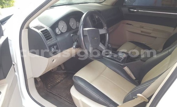 Acheter Occasion Voiture Chrysler 300 Blanc à Lomé, Togo Acheter Occasion Voiture Chrysler 300 Blanc à Lomé, Togo