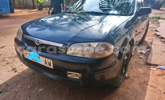 Acheter Occasion Voiture Mazda 323 Bleu à Lomé, Togo Acheter Occasion Voiture Mazda 323 Bleu à Lomé, Togo