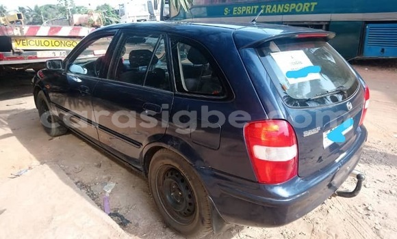 Acheter Occasion Voiture Mazda 323 Bleu à Lomé, Togo Acheter Occasion Voiture Mazda 323 Bleu à Lomé, Togo