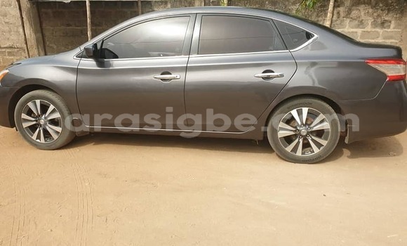 Acheter Occasion Voiture Nissan Sentra Noir à Lomé, Togo Acheter Occasion Voiture Nissan Sentra Noir à Lomé, Togo