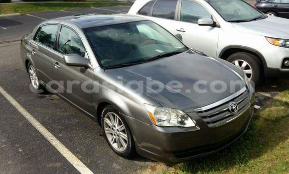 Buy Used Toyota Avalon Brown Car in Lome in Togo Buy Used Toyota Avalon Brown Car in Lome in Togo