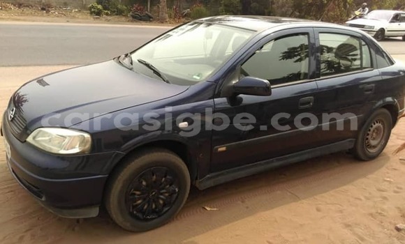 Acheter Occasion Voiture Opel Astra Bleu à Lomé, Togo Acheter Occasion Voiture Opel Astra Bleu à Lomé, Togo