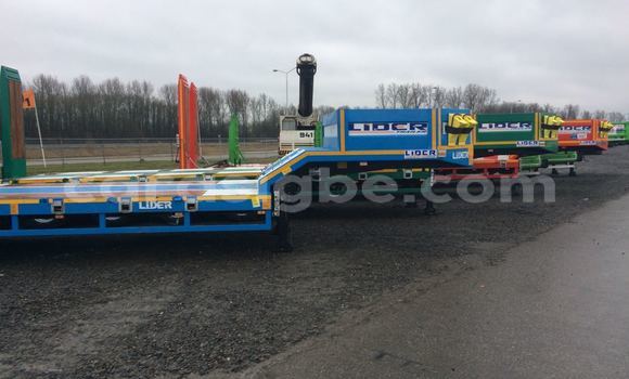 Acheter Neuf Utilitaire Scania 124 400 Bleu à Lomé, Togo Acheter Neuf Utilitaire Scania 124 400 Bleu à Lomé, Togo