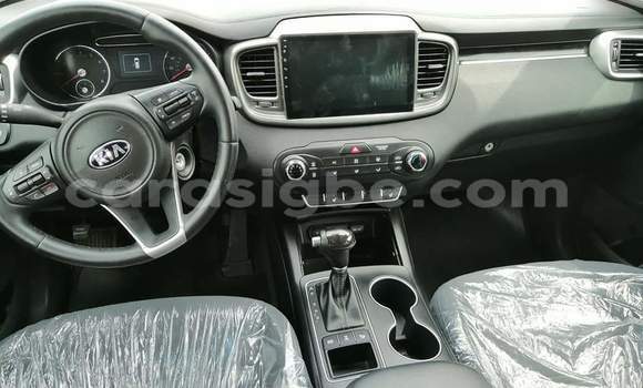 Acheter Occasion Voiture Kia Sorento Bleu à Lomé, Togo Acheter Occasion Voiture Kia Sorento Bleu à Lomé, Togo