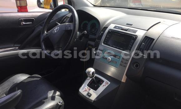 Acheter Occasion Voiture Toyota Corolla Verso Gris à Lomé, Togo Acheter Occasion Voiture Toyota Corolla Verso Gris à Lomé, Togo