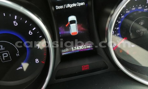 Acheter Occasion Voiture Hyundai Santa Fe Gris à Lomé, Togo Acheter Occasion Voiture Hyundai Santa Fe Gris à Lomé, Togo