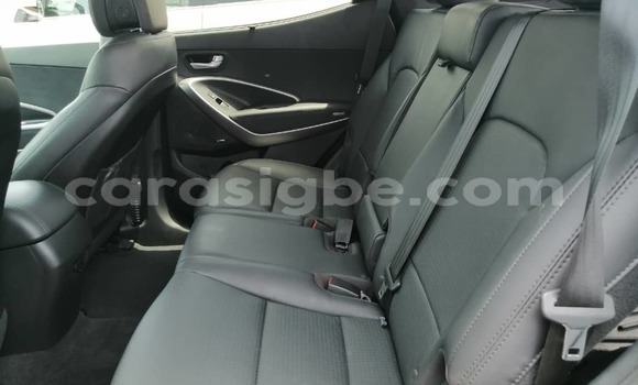 Acheter Occasion Voiture Hyundai Santa Fe Gris à Lomé, Togo Acheter Occasion Voiture Hyundai Santa Fe Gris à Lomé, Togo