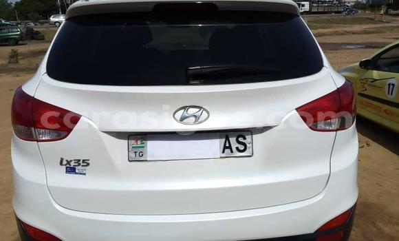 Acheter Occasion Voiture Hyundai ix35 Blanc à Lomé, Maritime Acheter Occasion Voiture Hyundai ix35 Blanc à Lomé, Maritime