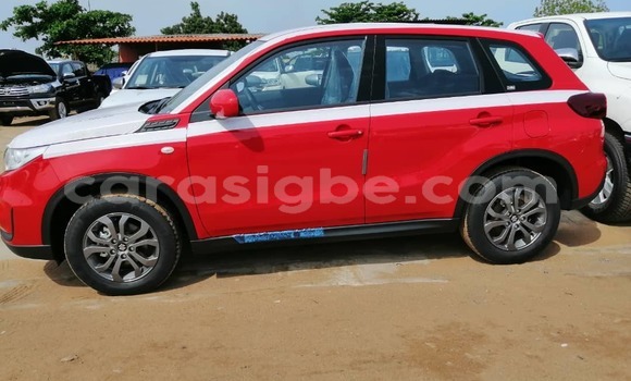Acheter Occasion Voiture Suzuki Vitara Rouge à Lomé, Togo Acheter Occasion Voiture Suzuki Vitara Rouge à Lomé, Togo