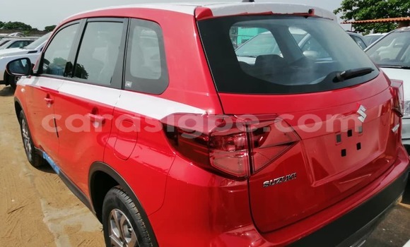 Acheter Occasion Voiture Suzuki Vitara Rouge à Lomé, Togo Acheter Occasion Voiture Suzuki Vitara Rouge à Lomé, Togo