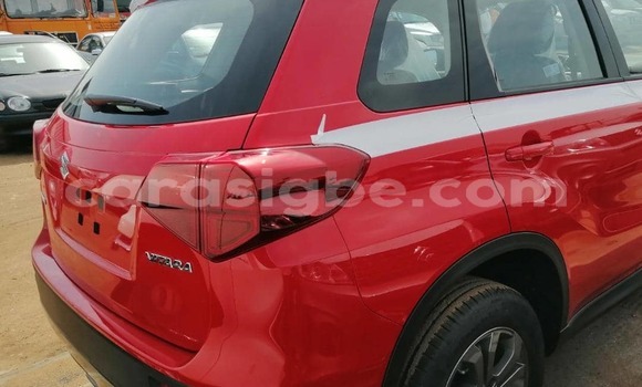 Acheter Occasion Voiture Suzuki Vitara Rouge à Lomé, Togo Acheter Occasion Voiture Suzuki Vitara Rouge à Lomé, Togo