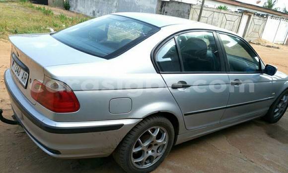 Buy Used BMW 3–Series Silver Car in Lome in Togo Buy Used BMW 3–Series Silver Car in Lome in Togo