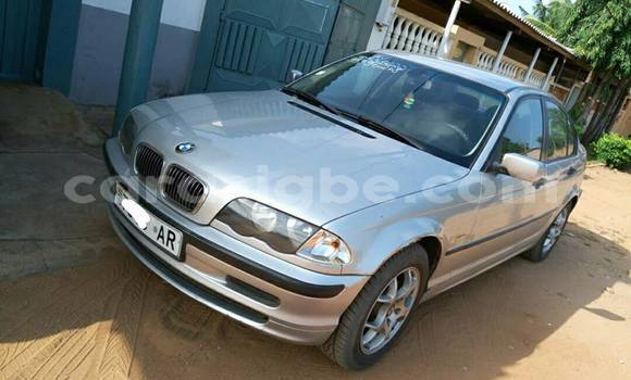 Buy Used BMW 3–Series Silver Car in Lome in Togo Buy Used BMW 3–Series Silver Car in Lome in Togo