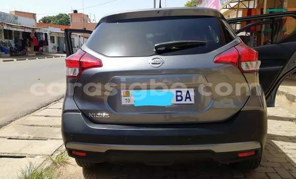 Acheter Neuf Voiture Nissan Kix Gris à Lomé, Togo Acheter Neuf Voiture Nissan Kix Gris à Lomé, Togo