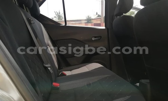 Acheter Neuf Voiture Nissan Kix Gris à Lomé, Togo Acheter Neuf Voiture Nissan Kix Gris à Lomé, Togo