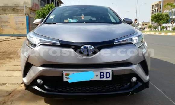Acheter Neuf Voiture Toyota C-HR Gris à Lomé, Maritime Acheter Neuf Voiture Toyota C-HR Gris à Lomé, Maritime