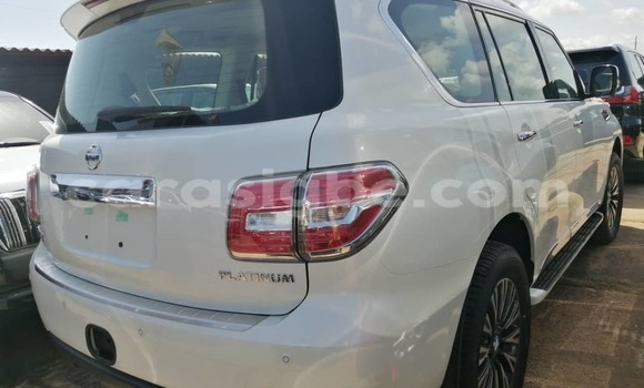 Acheter Neuf Voiture Nissan Patrol Blanc à Lomé, Maritime Acheter Neuf Voiture Nissan Patrol Blanc à Lomé, Maritime