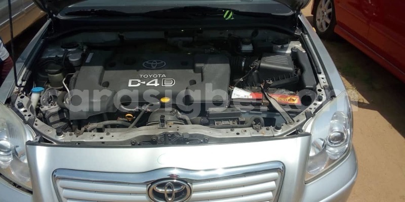 Big with watermark toyota avensis togo be 5047