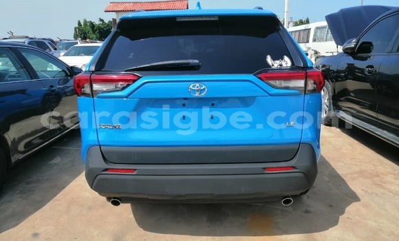 Acheter Occasion Voiture Toyota RAV4 Bleu à Lomé, Togo Acheter Occasion Voiture Toyota RAV4 Bleu à Lomé, Togo