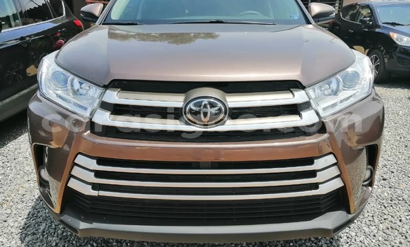 Acheter Occasion Voiture Toyota Highlander Autre à Lomé, Togo Acheter Occasion Voiture Toyota Highlander Autre à Lomé, Togo