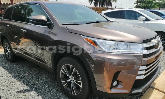 Acheter Occasion Voiture Toyota Highlander Autre à Lomé, Togo Acheter Occasion Voiture Toyota Highlander Autre à Lomé, Togo