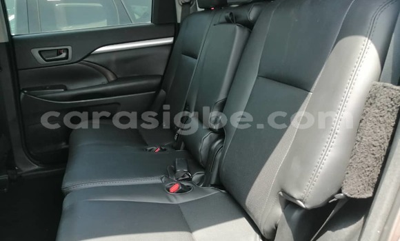 Acheter Occasion Voiture Toyota Highlander Autre à Lomé, Togo Acheter Occasion Voiture Toyota Highlander Autre à Lomé, Togo