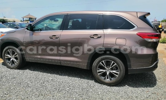 Acheter Occasion Voiture Toyota Highlander Autre à Lomé, Togo Acheter Occasion Voiture Toyota Highlander Autre à Lomé, Togo
