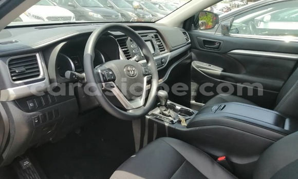 Acheter Occasion Voiture Toyota Highlander Autre à Lomé, Togo Acheter Occasion Voiture Toyota Highlander Autre à Lomé, Togo