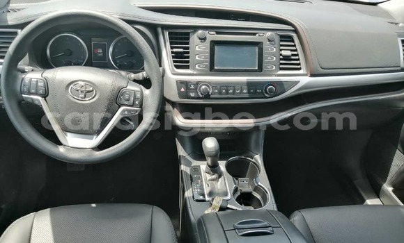 Acheter Occasion Voiture Toyota Highlander Autre à Lomé, Togo Acheter Occasion Voiture Toyota Highlander Autre à Lomé, Togo