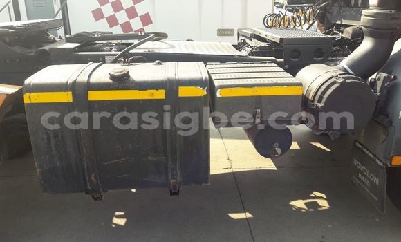 Acheter Occasion Utilitaire Man Silent Blanc à Lomé, Togo Acheter Occasion Utilitaire Man Silent Blanc à Lomé, Togo