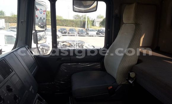 Acheter Occasion Utilitaire Man Silent Blanc à Lomé, Togo Acheter Occasion Utilitaire Man Silent Blanc à Lomé, Togo