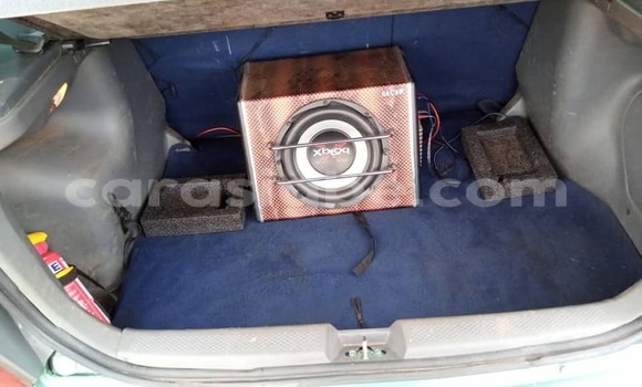 Acheter Occasion Voiture Mazda 323 Vert à Lomé, Togo Acheter Occasion Voiture Mazda 323 Vert à Lomé, Togo