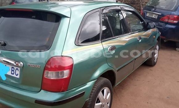 Acheter Occasion Voiture Mazda 323 Vert à Lomé, Togo Acheter Occasion Voiture Mazda 323 Vert à Lomé, Togo
