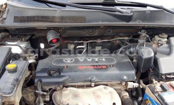 Acheter Occasion Voiture Toyota RAV4 Gris à Lomé, Togo Acheter Occasion Voiture Toyota RAV4 Gris à Lomé, Togo