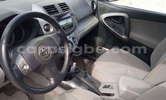 Acheter Occasion Voiture Toyota RAV4 Gris à Lomé, Togo Acheter Occasion Voiture Toyota RAV4 Gris à Lomé, Togo
