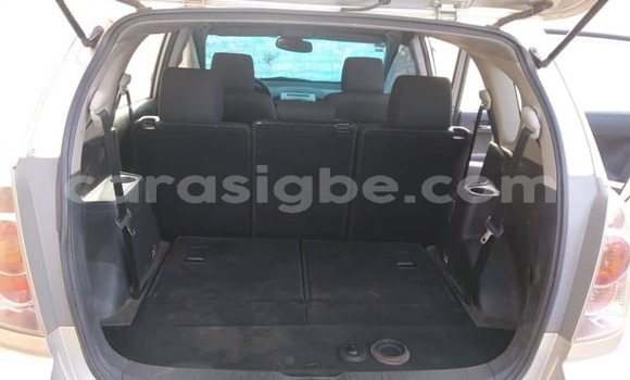 Acheter Occasion Voiture Toyota Corolla Verso Gris à Lomé, Togo Acheter Occasion Voiture Toyota Corolla Verso Gris à Lomé, Togo